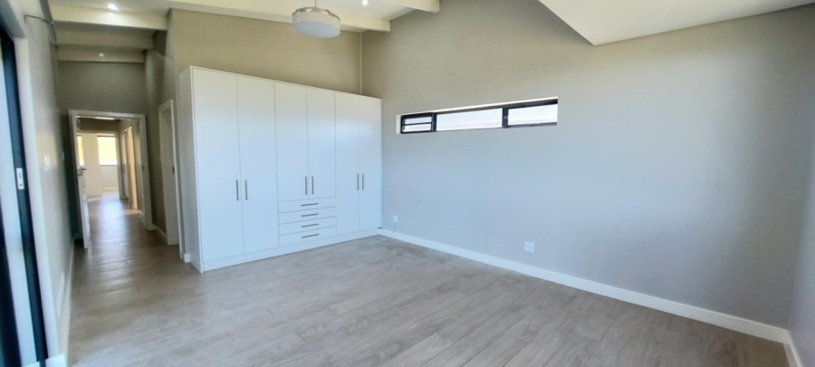 4 Bedroom Property for Sale in Olivewood Private Estate and Golf Club Eastern Cape